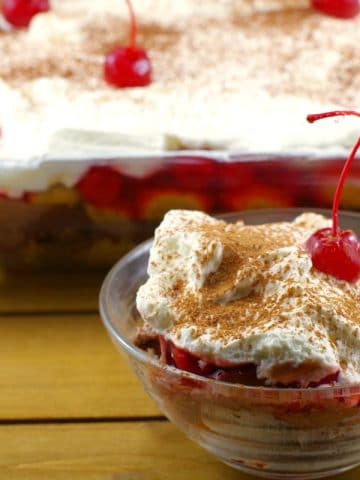 No Bake Black Forest Tiramisu Dessert | #nobakedessert - Foodmeanderings.com