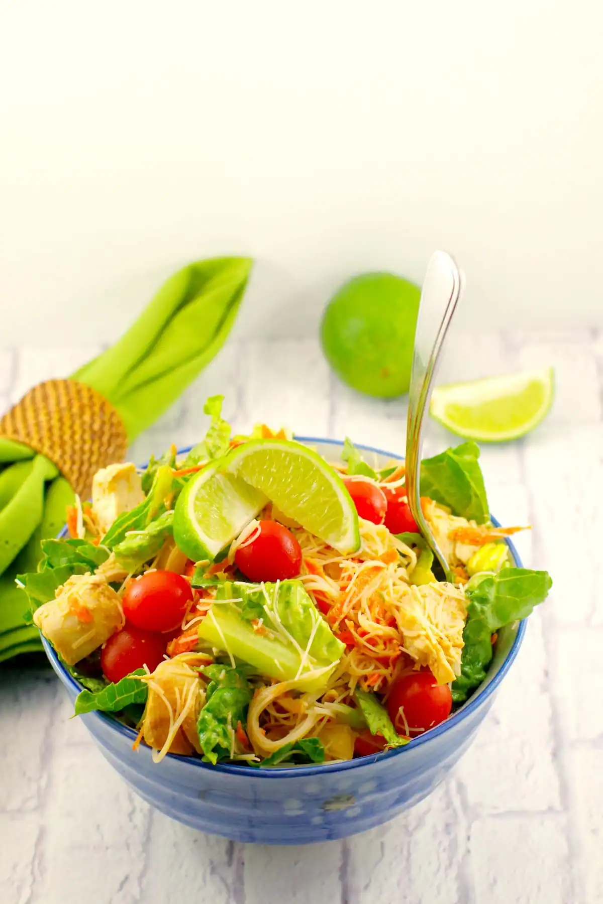 Thai chicken salad with peanut lime dressing | easy - foodmeanderings.com