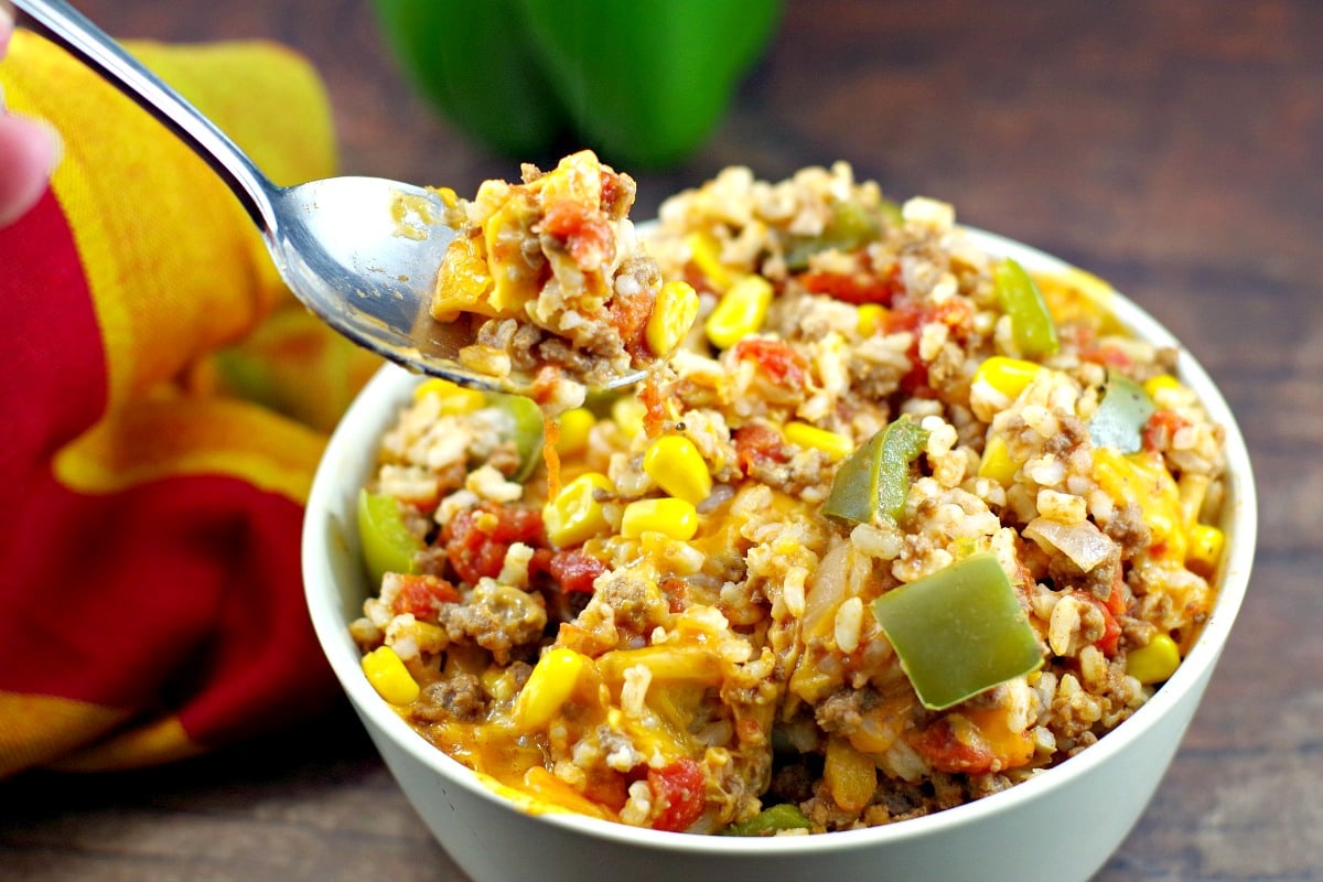 Stuffed green pepper casserole with instant rice - Foodmeanderings.com