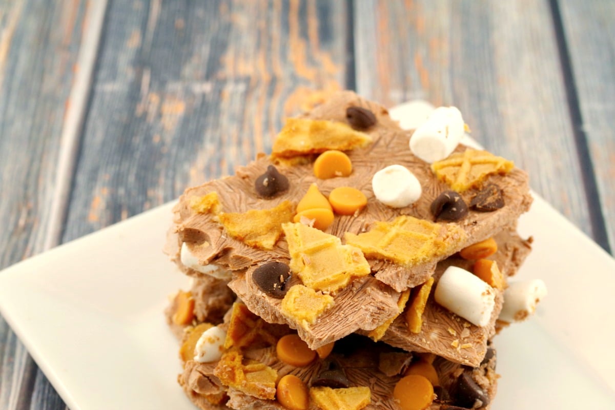 Chocolate Rocky Road Frozen Yogurt Bark