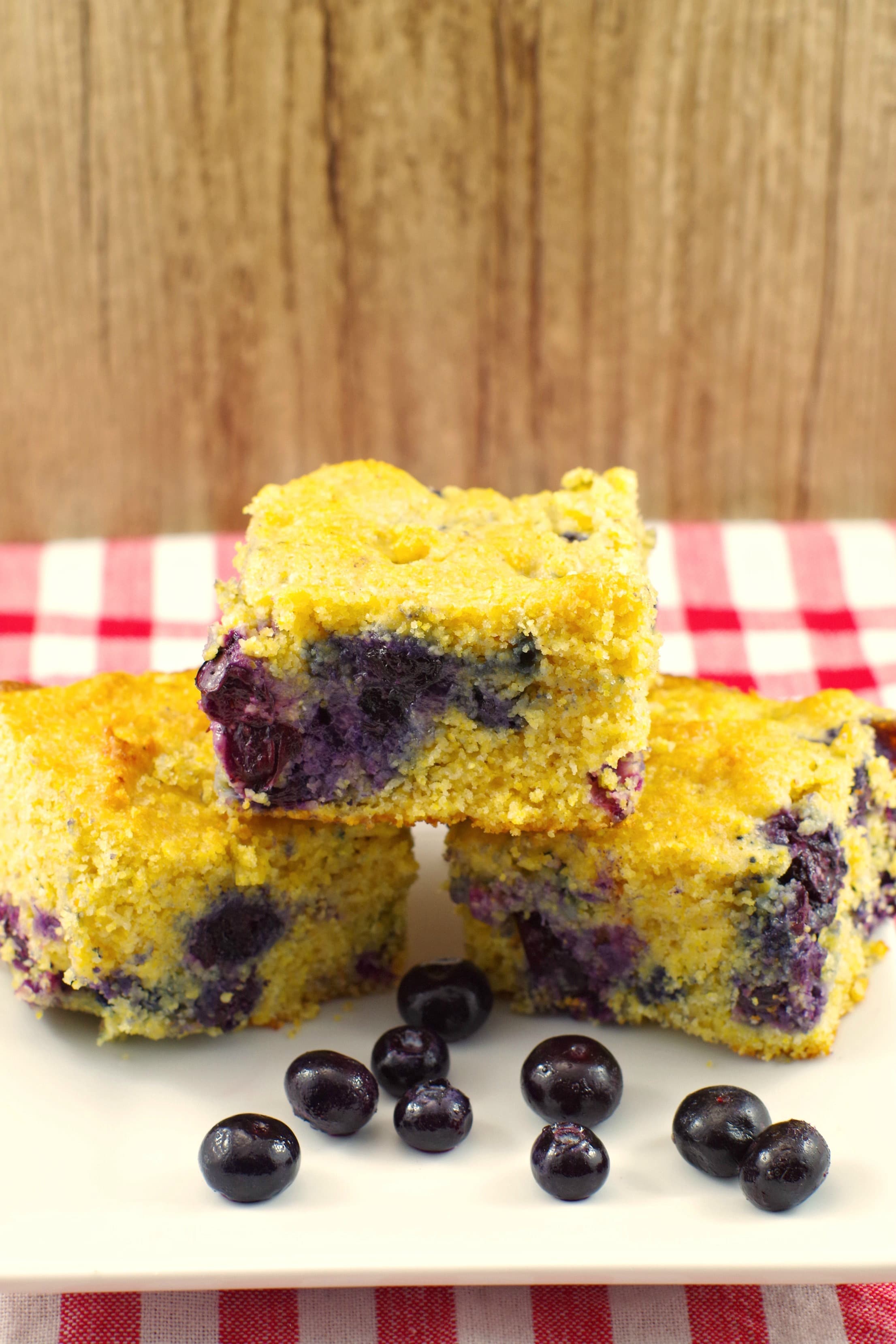 Blueberry cornbread | southern recipe - foodmeanderings.com