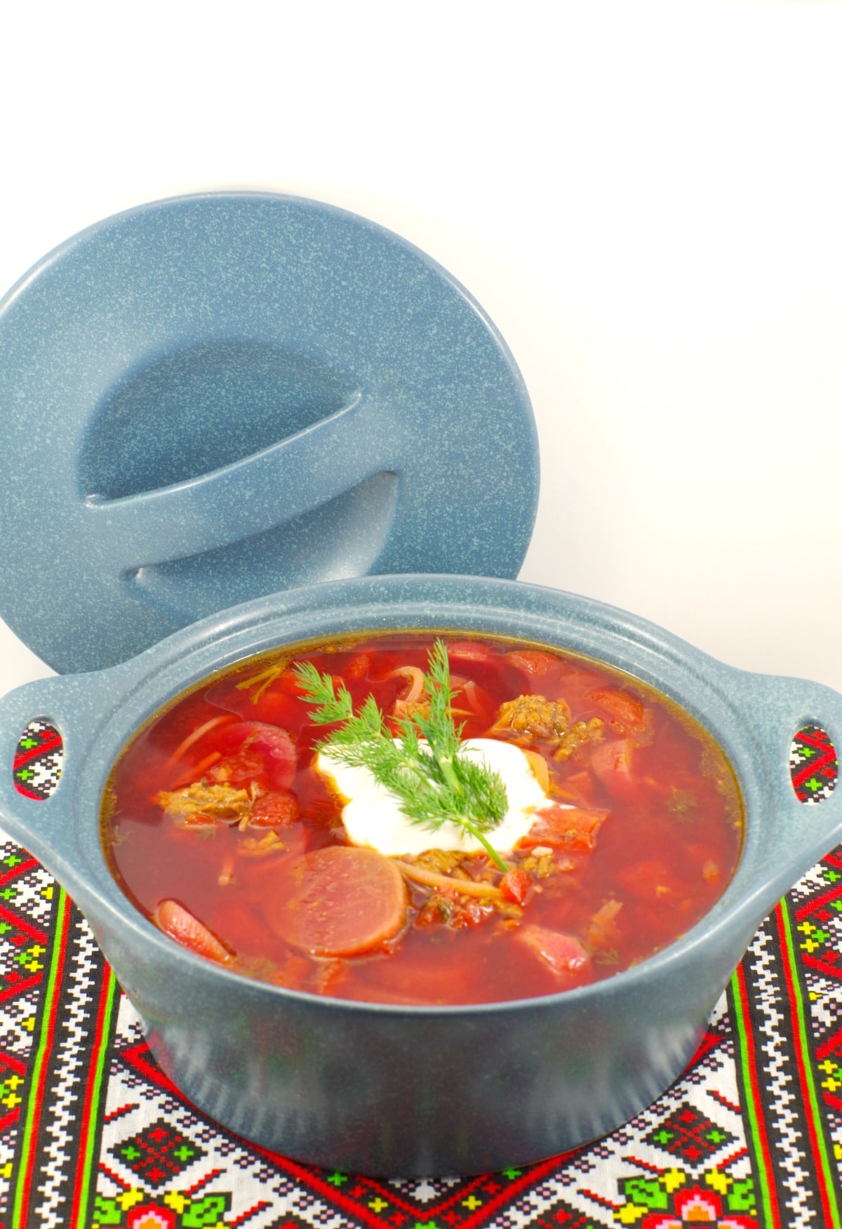 Ukrainian Borscht soup (with beef) - Food Meanderings