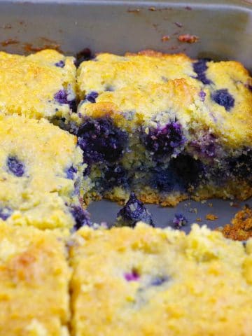 Blueberry Cornbread | southern - foodmeanderings.com