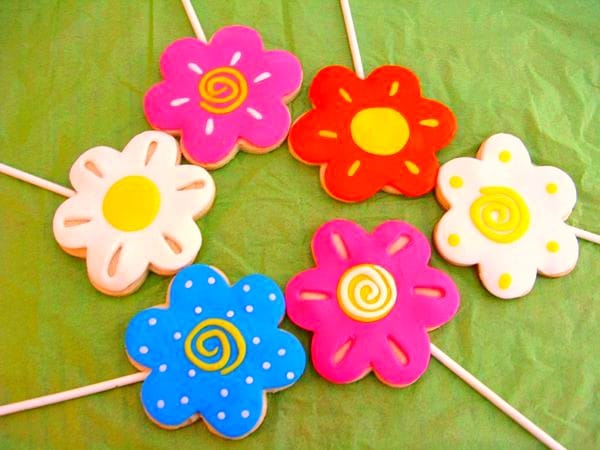 Flower Sugar Cookies- foodmeanderings.com