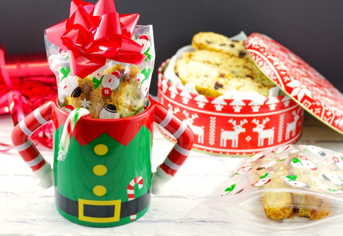 Holiday Biscotti Cookie Cranberry Pistachio Biscotti Food Meanderings