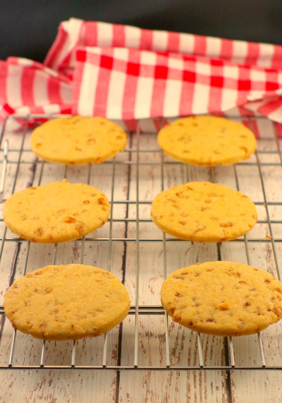 lidnt butter crunch cookies recipe