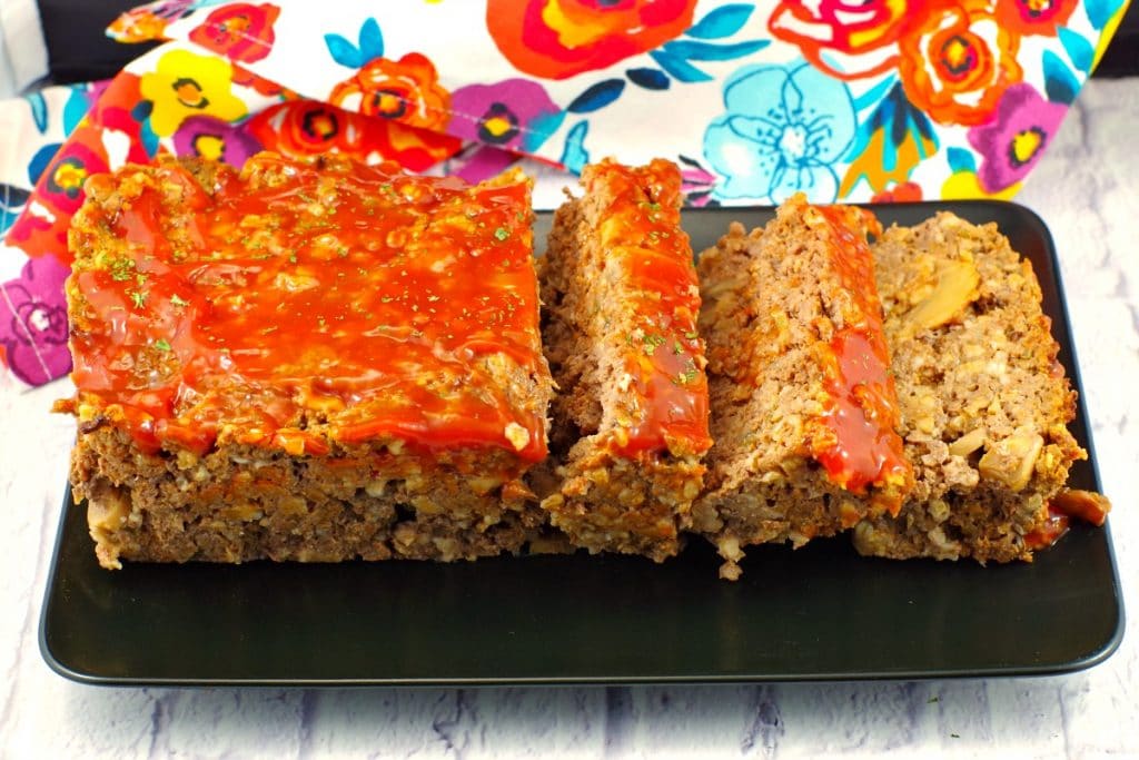 Old fashioned Dairy-free Meatloaf | #dairyfree #meatloaf - Foodmeanderings.com