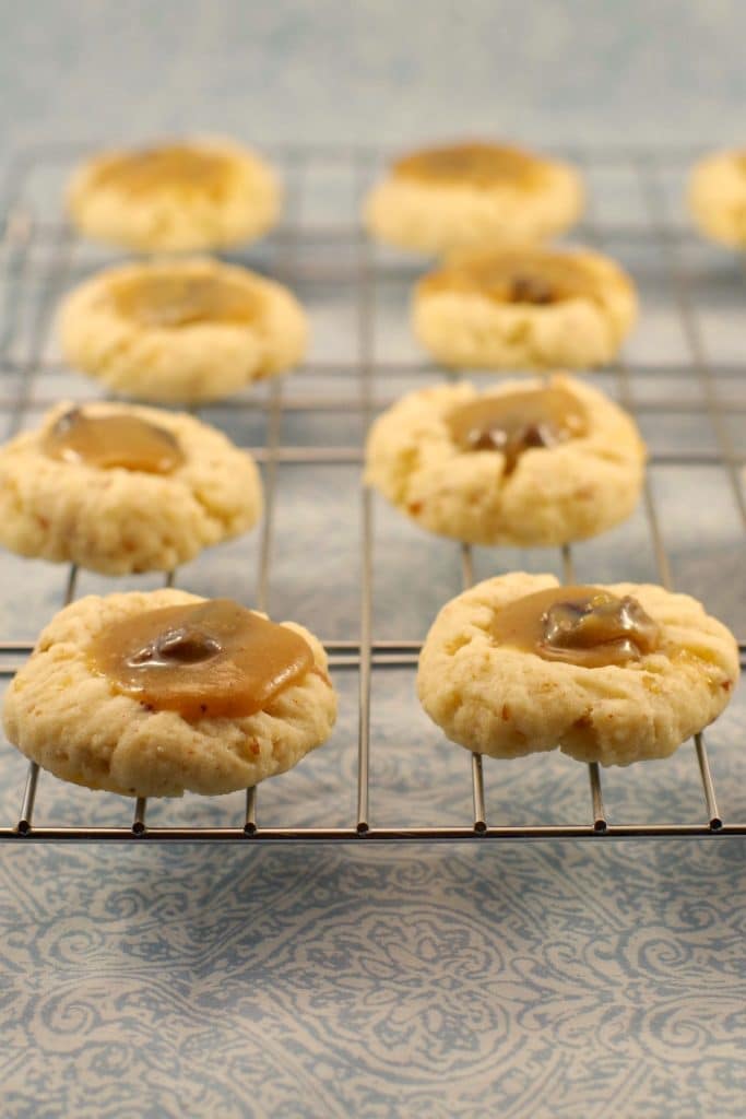 Butter tart Thumbprint Cookies - easy butter tart filling ...