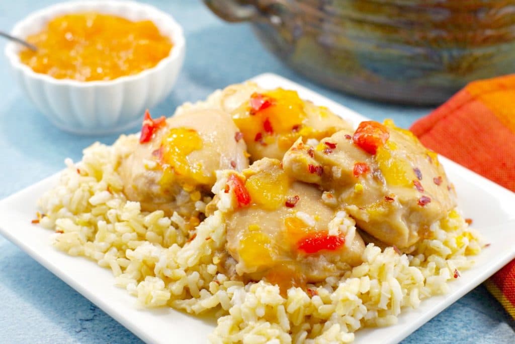 Easy Apricot Chicken | 5 ingredients - Foodmeanderings.com