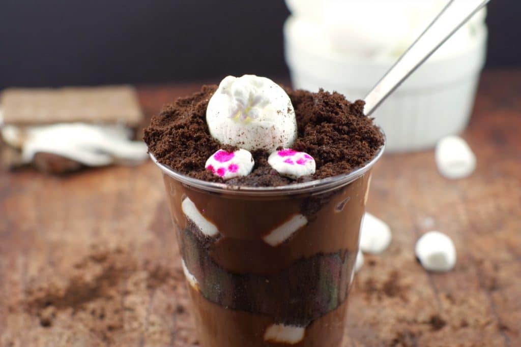 S'more Easter Bunny Burrows | Easy Easter Treat - Foodmeanderings.com