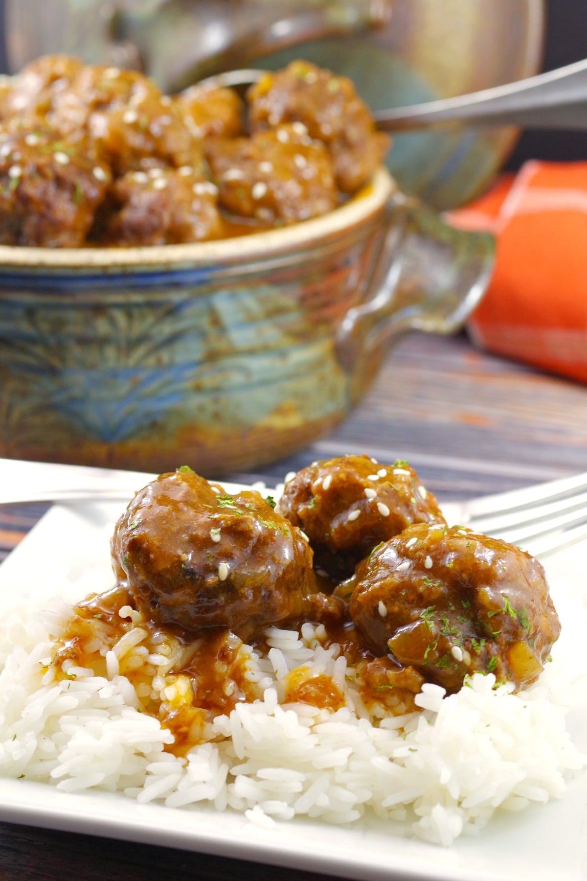 Sweet & Sour Slow Cooker Meatballs | #slowcooker #meatballs #sweetandsour