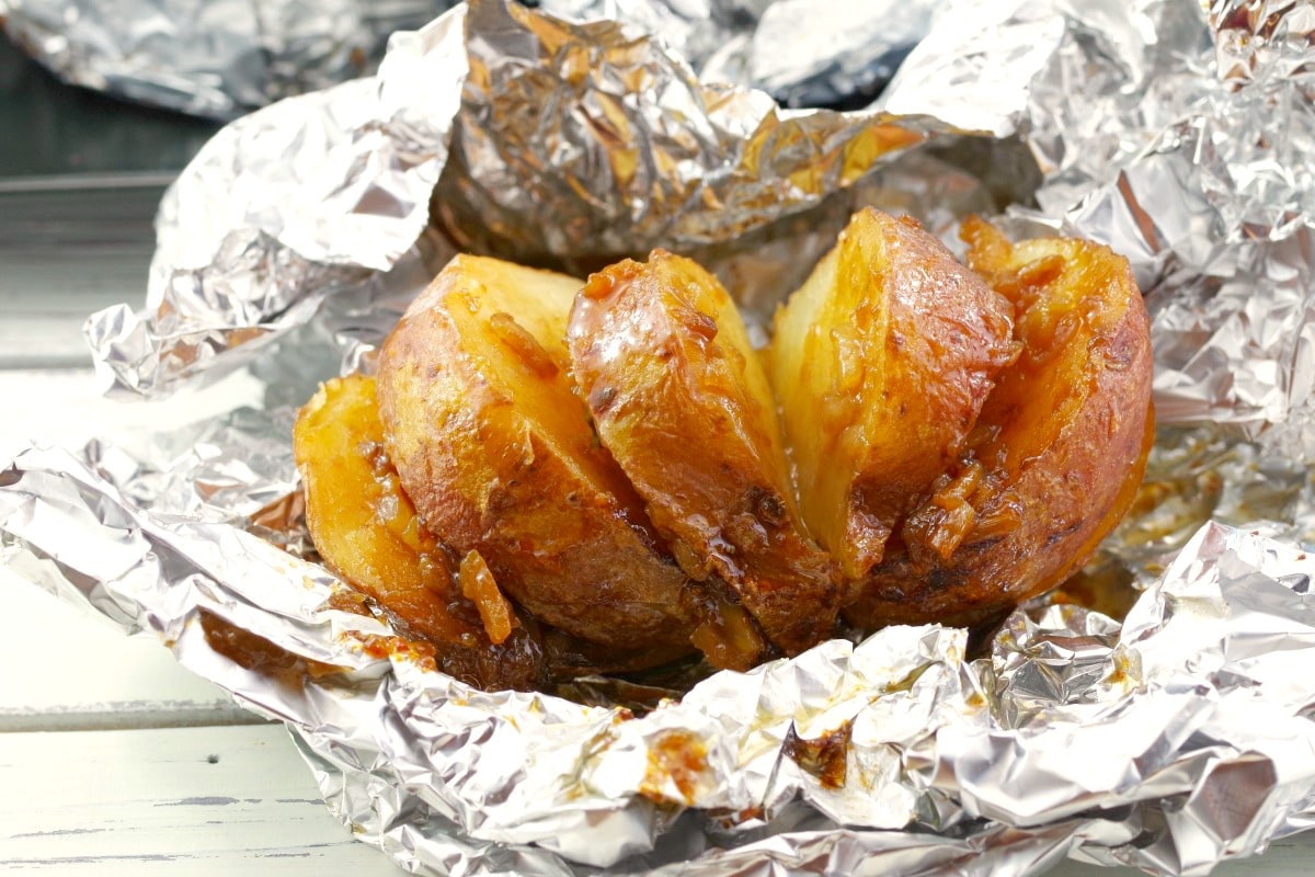 Baked potato in 2024 tin foil