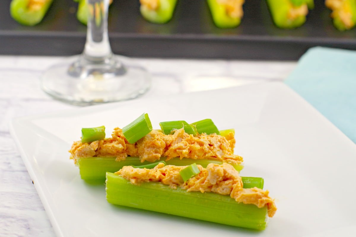 Skinny (Keto) Buffalo Chicken Celery Sticks - weight watchers appetizer