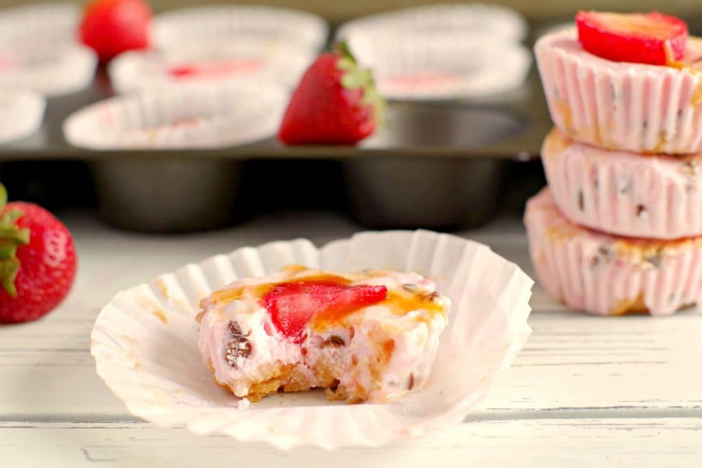 Healthy Snacks for Kids: Frozen Yogurt Cups Recipe 🍓 