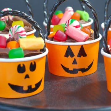Halloween Candy Cupcakes