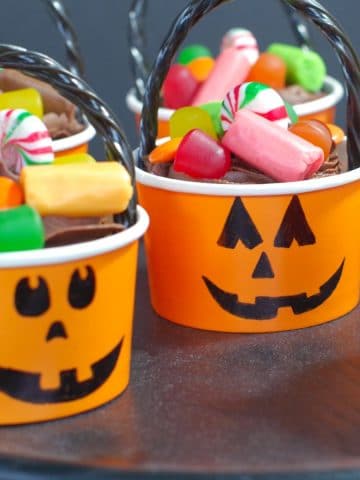 Halloween Candy Cupcakes