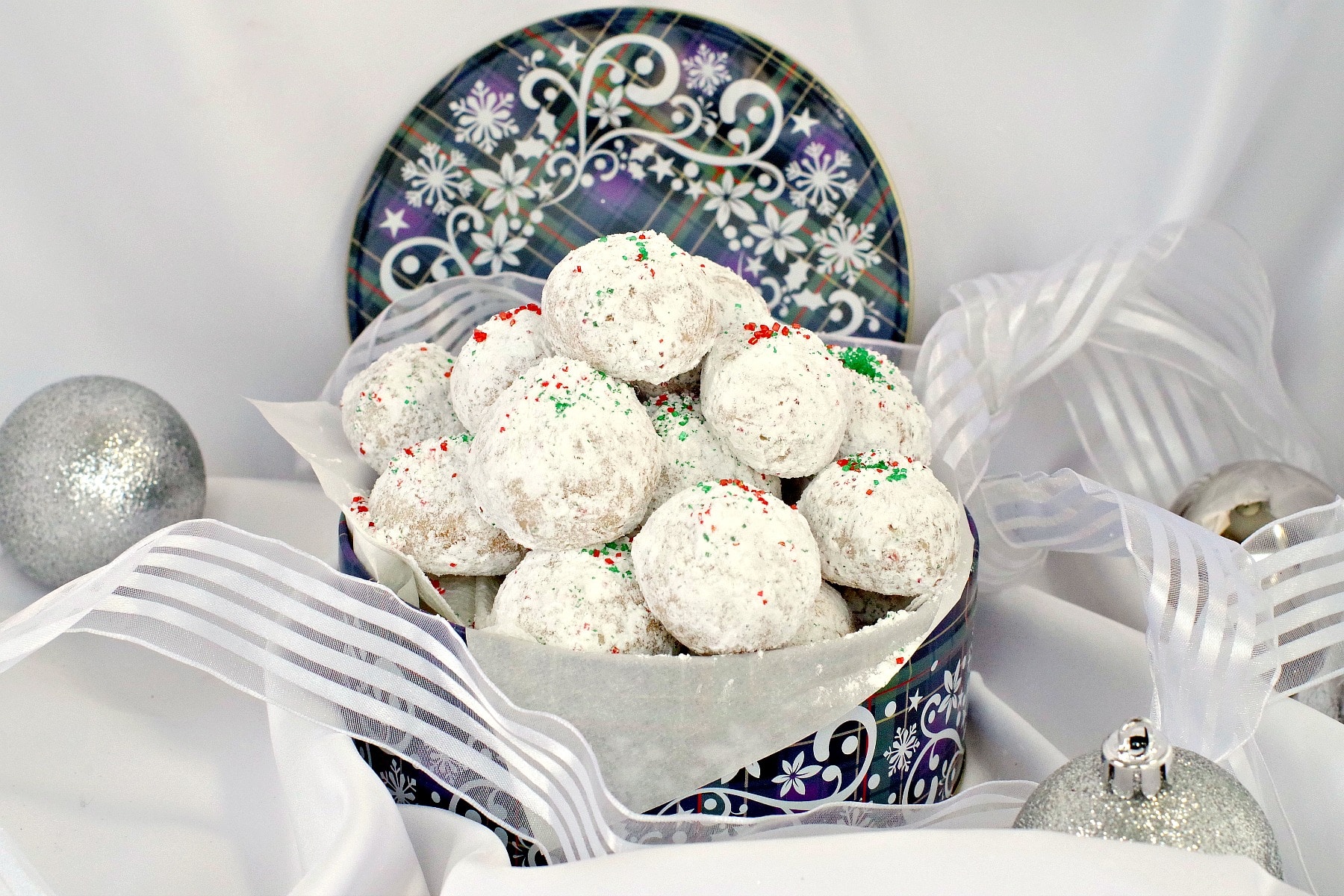 Snowball cookies in blue tin