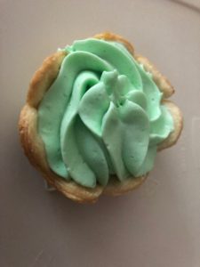 Tart shell filled with white chocolate mint cream filling