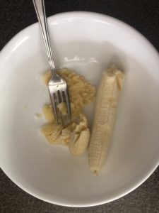 banana mashed with fork