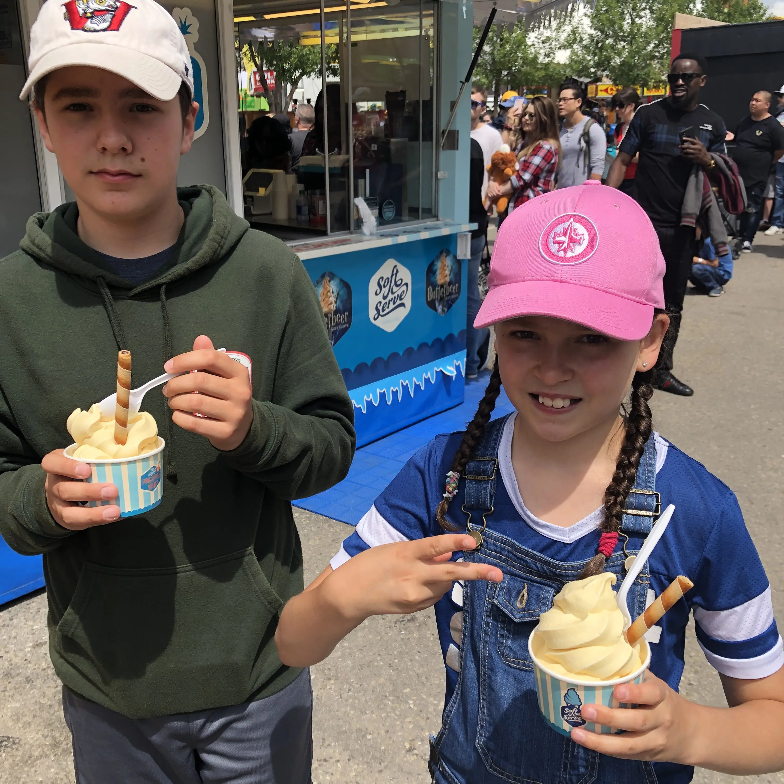 kids eating butterbeer ice cream at 2019 Stampede