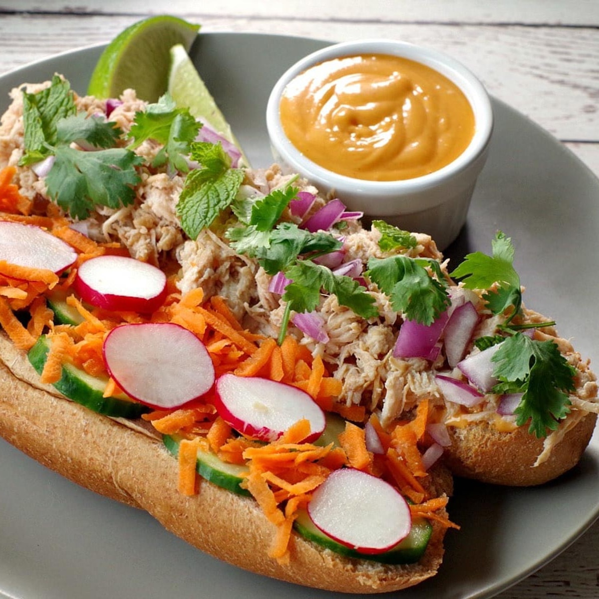 Slow Cooker Chicken Banh Mi Sandwiches Food Meanderings