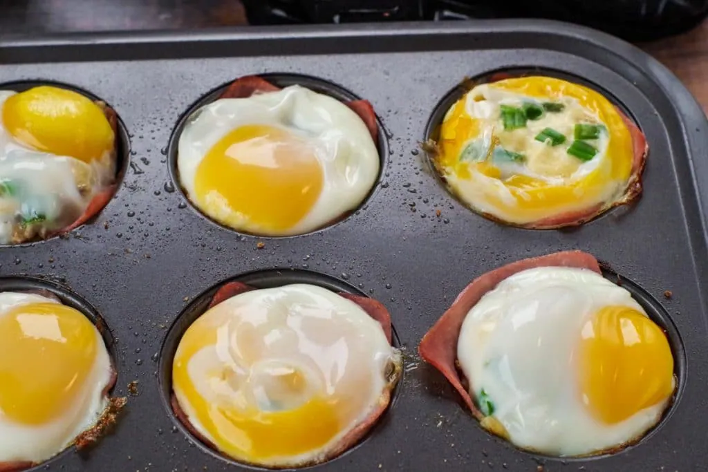baked eggs benedict in muffin tin