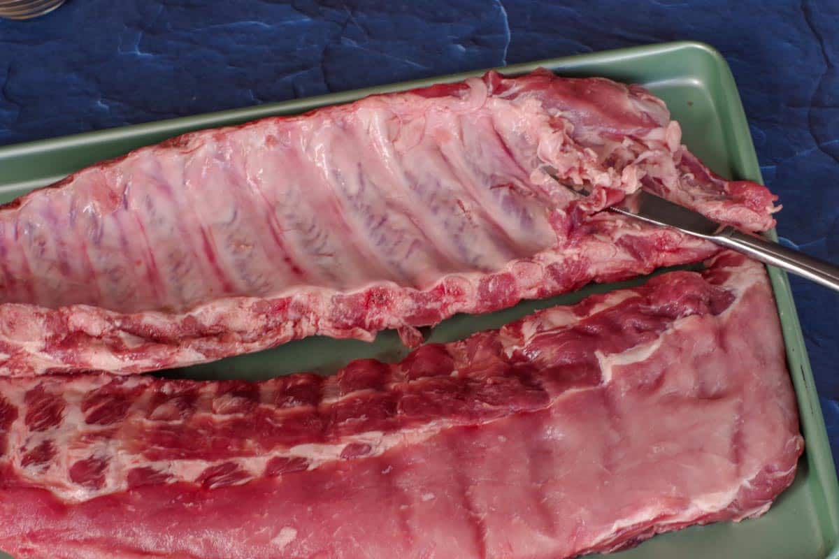 ribs with a knife under the membrane