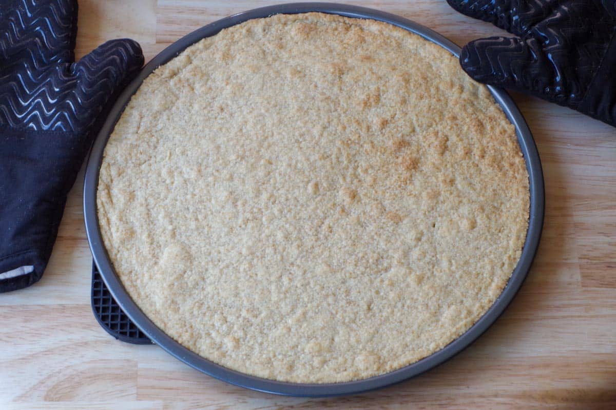 baked shortbread crust