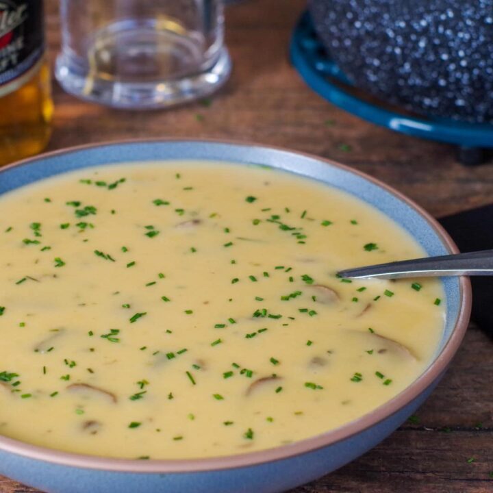 Easy Beer Cheese Soup Recipe - Food Meanderings
