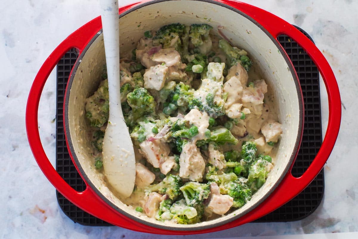 Lemon chicken pasta sauce with peas and broccoli.