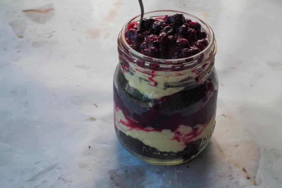 Layers repeated and added to the mason jar.