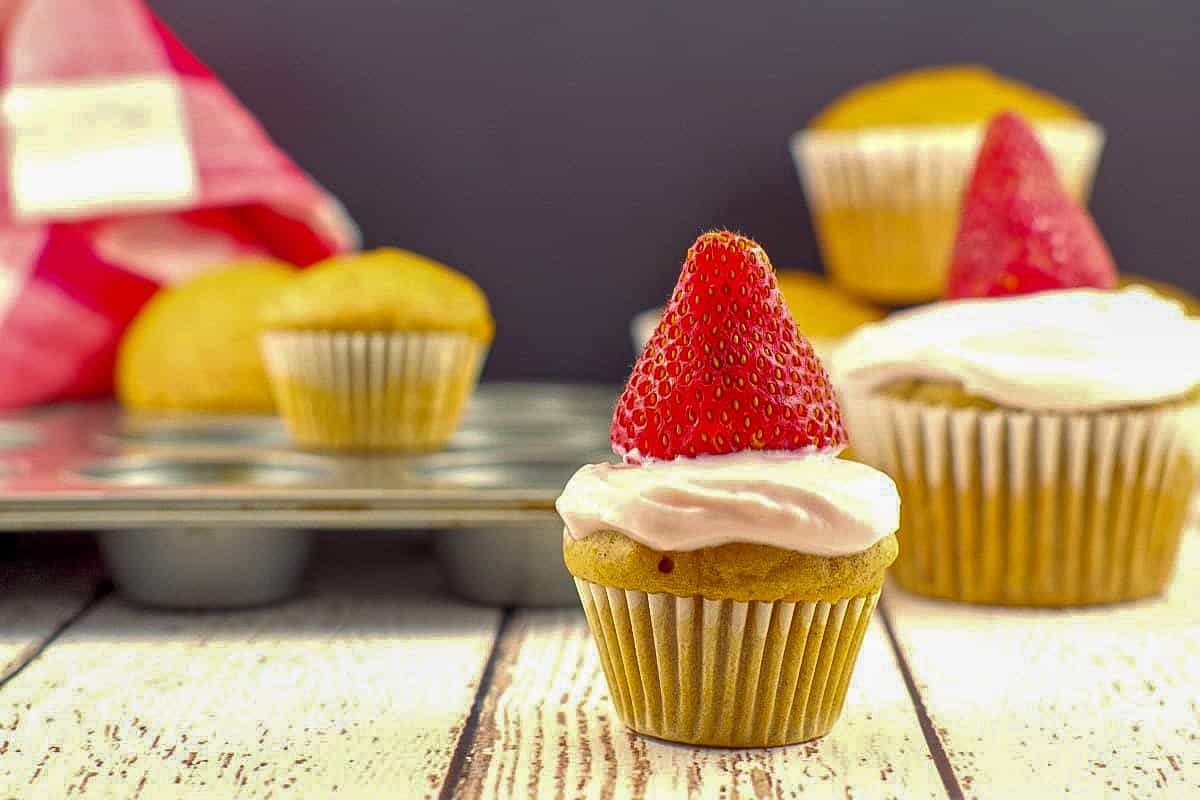 Mini strawberry gingerbread pancake cupcake with more mini pancake cupcakes in the background